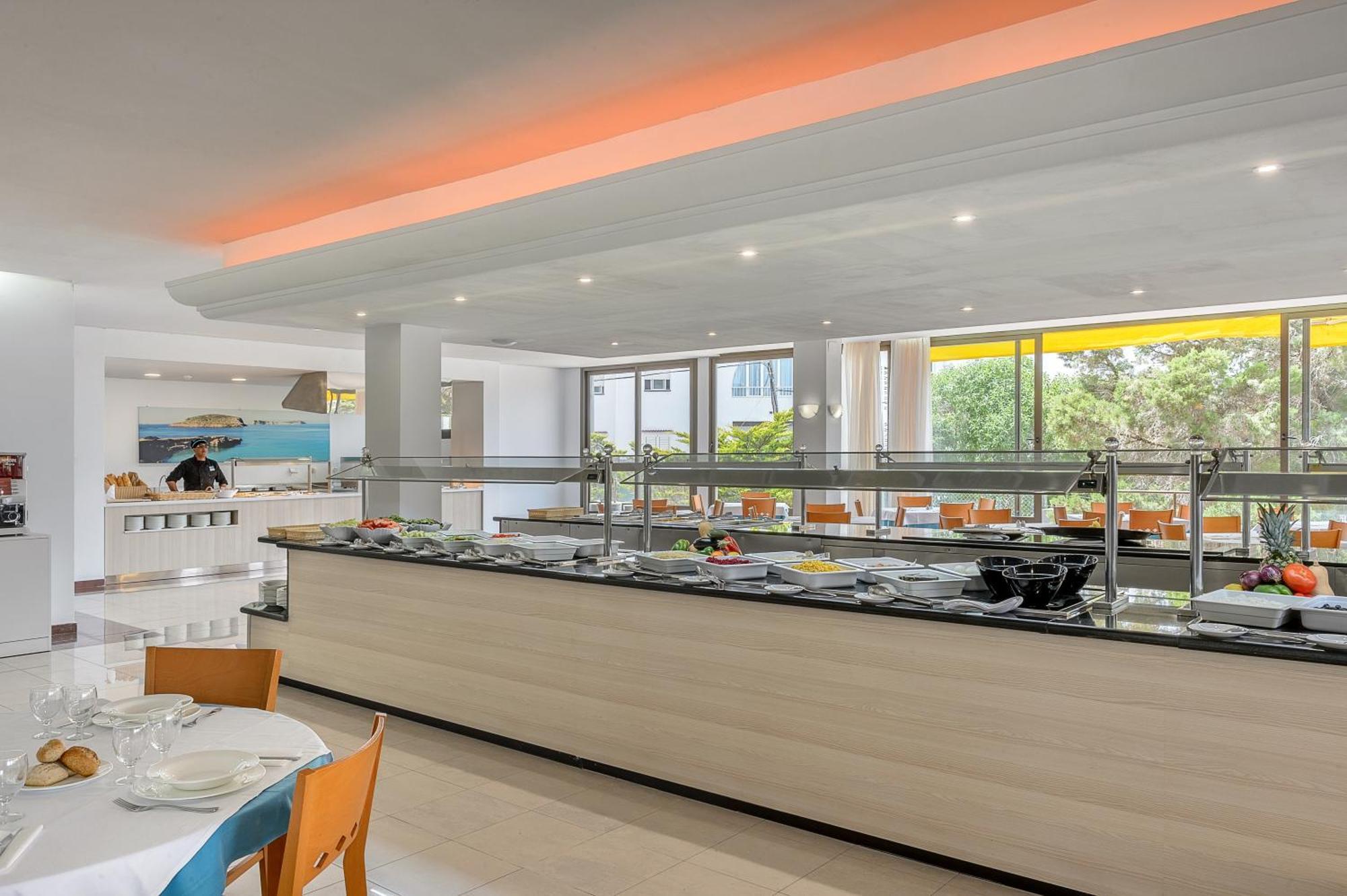 Apartamentos Vibra Riviera San Antonio  Bagian luar foto