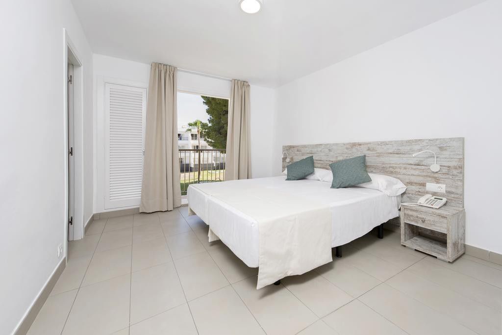 Apartamentos Vibra Riviera San Antonio  Bagian luar foto