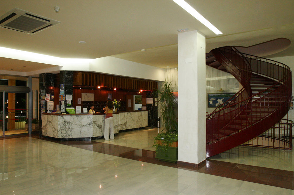 Apartamentos Vibra Riviera San Antonio  Bagian luar foto