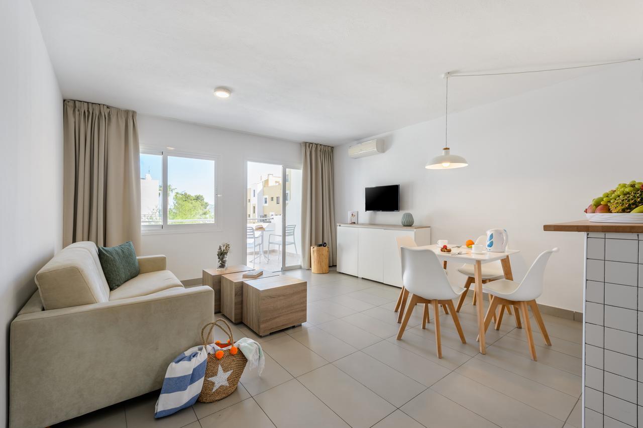Apartamentos Vibra Riviera San Antonio  Bagian luar foto