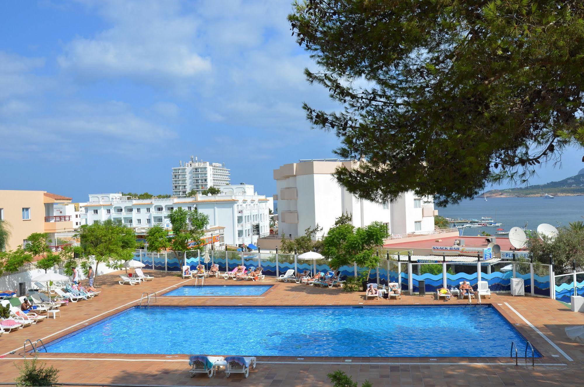 Apartamentos Vibra Riviera San Antonio  Bagian luar foto